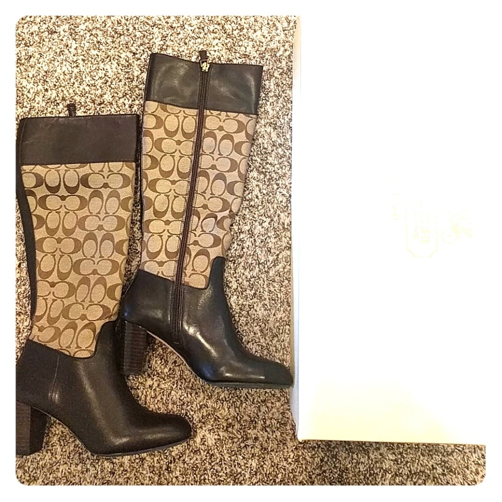 Coach Gail Boots